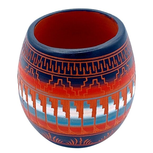 Handmade Navajo Handpainted & Etched Pottery Vase Or Candle Holder Signed E.B. W - Picture 3 of 8